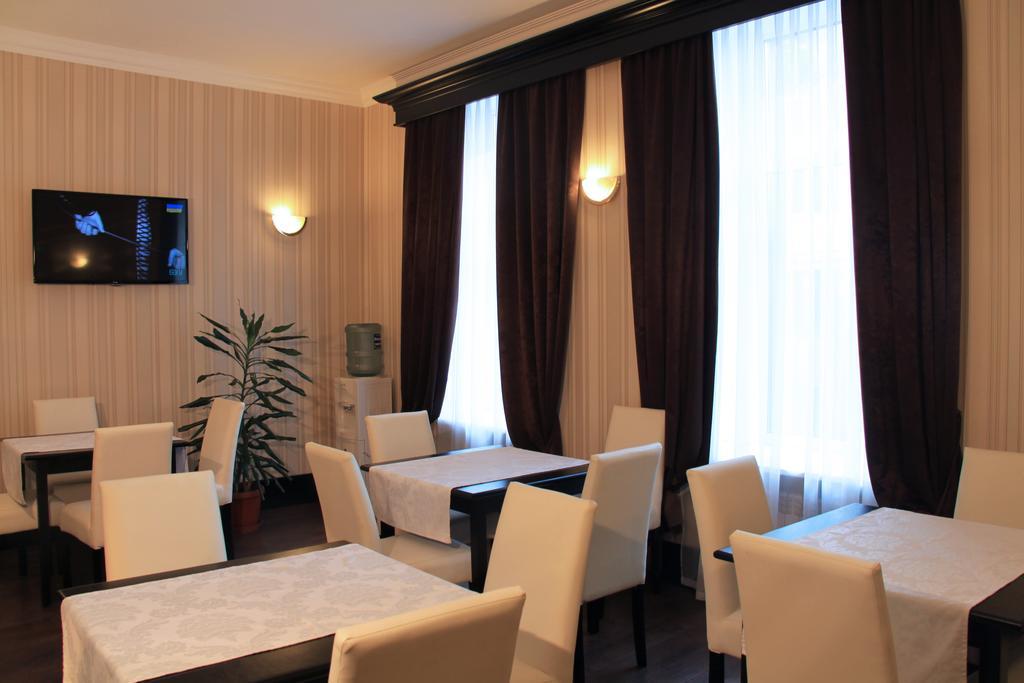 Hotel Business Apartments Dnipro Exteriör bild