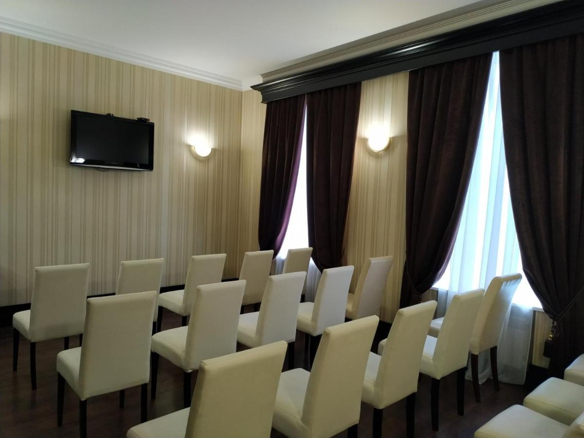 Hotel Business Apartments Dnipro Exteriör bild